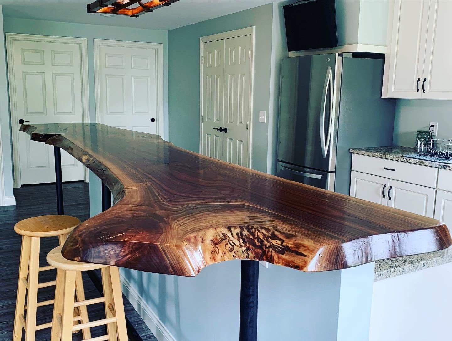Gallery photos for Chic Basement Makeover in Timber Valley: Image #2